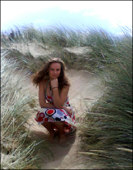 vakantie op het strand | mooie jongevrouw